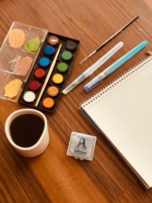 Créations graphiques pour façonner une identité de marque unique